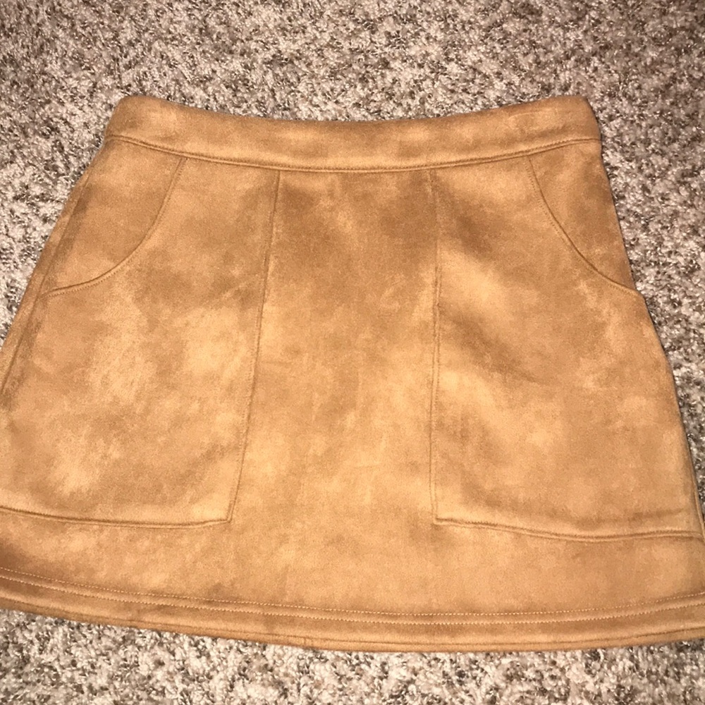 SUEDE SKIRT WORN ONCE
